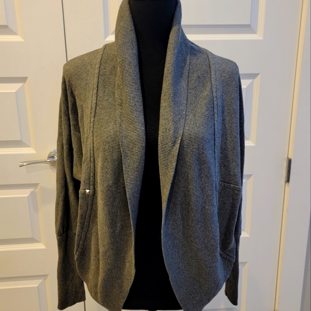 𝅺Aritzia Wilfred sweater